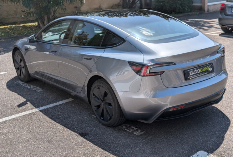 Tesla Model 3 Standard RWD 275 Ch