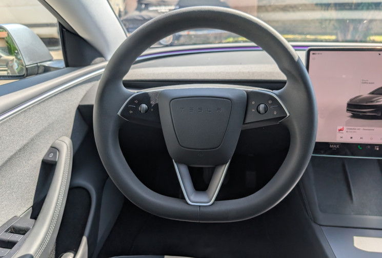 Tesla Model 3 Standard RWD 275 Ch