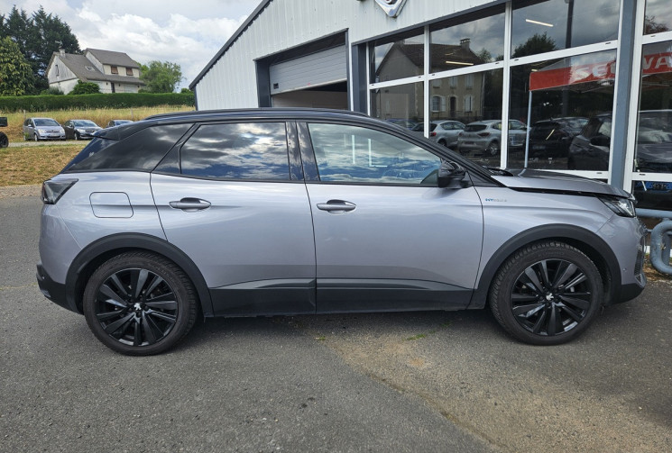Peugeot 3008 II HYBRID4 300 EAT8 GT 4X4