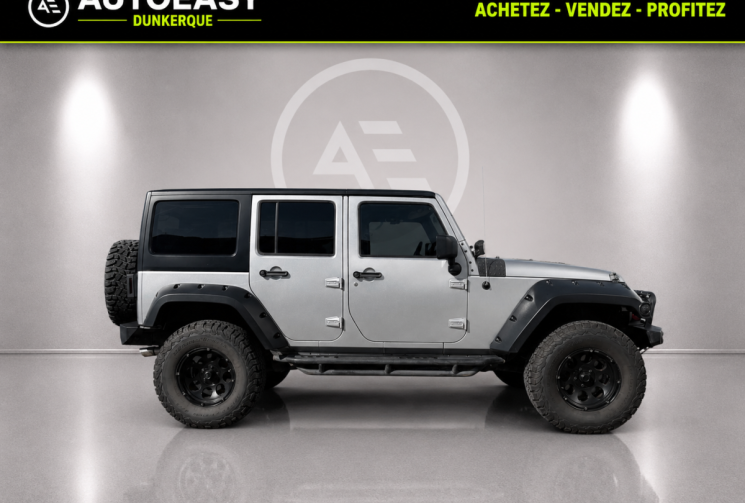 Jeep WRANGLER UNLIMITED 3,6 V6 SAHARA 284ch *Moteur PENTASTAR