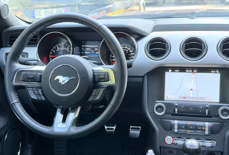 Ford MUSTANG FASTBACK 2.3 TI ECOBOOST 317 / Echappement BORLA / Android Auto / FULL Entretien