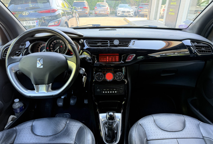 Citroën DS3 1.6 VTi 120 Chic / Cuir / Sièges Chauffants / Clim Auto / Garantie 6 Mois