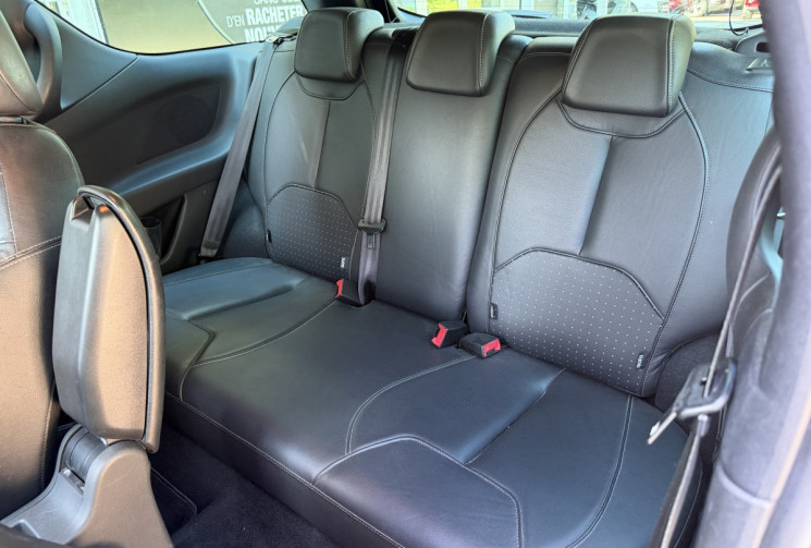 Citroën DS3 1.6 VTi 120 CHIC * CUIR * SIEGES CHAUFFANTS * CLIM AUTO * GARANTIE