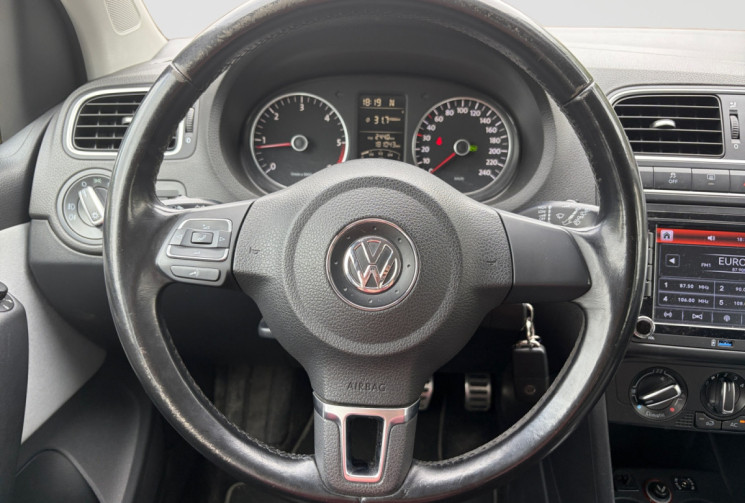 Volkswagen Polo CROSS POLO 1.6 TDI DSG7 90CH