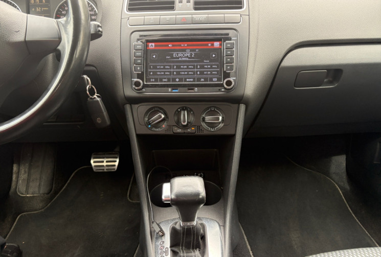 Volkswagen Polo CROSS POLO 1.6 TDI DSG7 90CH