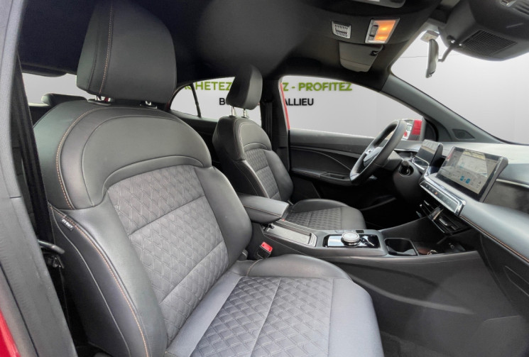 MG MG3 1.5 HYBRID / 195 CH / LUXURY 