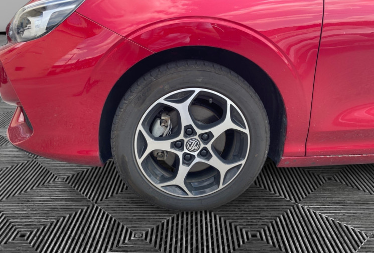 MG MG3 1.5 HYBRID / 195 CH / LUXURY 