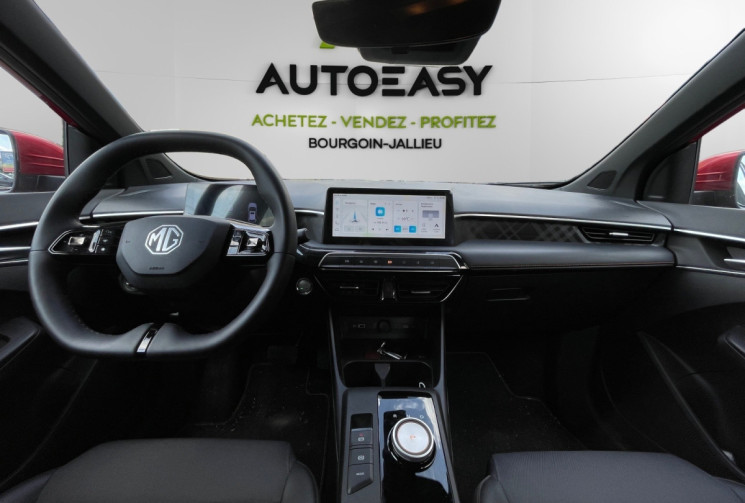 MG MG3 1.5 HYBRID / 195 CH / LUXURY 