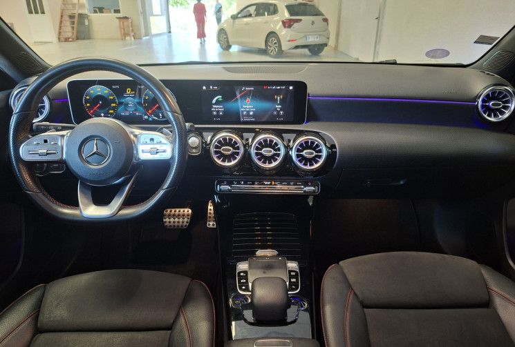 Mercedes Classe A A 200  AMG LINE 1.3 Ti 163 7G-DCT / Toit ouvrant / Tête Haute / Sièges sport 