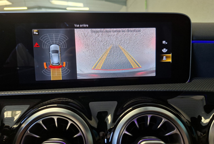 Mercedes Classe A A 200  AMG LINE 1.3 Ti 163 7G-DCT / Toit ouvrant / Tête Haute / Sièges sport 