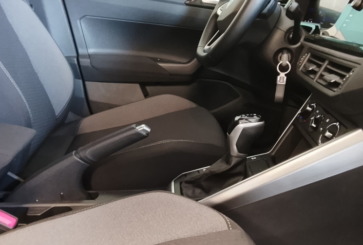 Volkswagen Polo VI 1.0 TSI 95 LIFE PACK EDITION DSG7 Phase 2 /Apple Car Play/