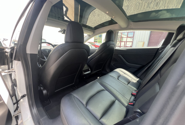 Tesla Model 3 Dual Motor Long Range AWD