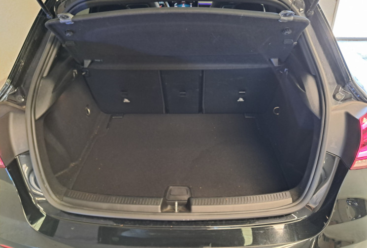 Mercedes Classe A 200 1.3 Ti 163 7G-DC  AMG LINE T / Toit ouvrant / Tête Haute / Sièges sport 
