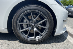 Tesla Model 3 Dual Motor Long Range AWD