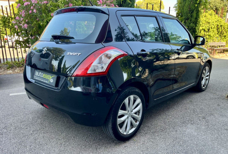 Suzuki Swift 1.3 DDIS 75 cv 5 portes