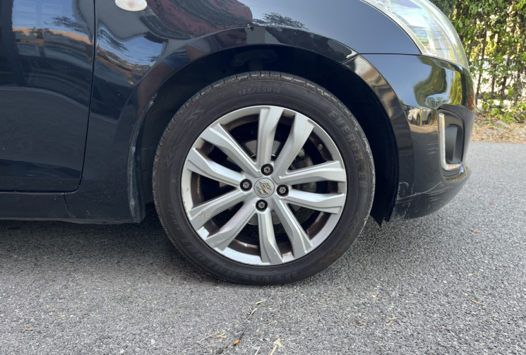 Suzuki Swift 1.3 DDIS 75 cv 5 portes