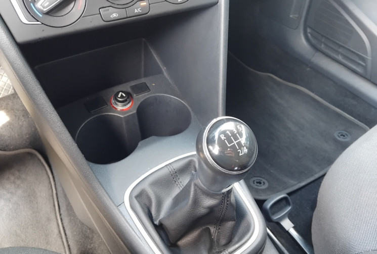 Volkswagen Polo V 5 portes Phase 2 1.0 TSI BlueMotion 90 cv - Siège chauffants