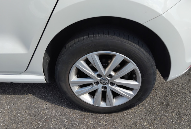 Volkswagen Polo V 5 portes Phase 2 1.2 TSI BlueMotion 90 cv - Siège chauffants