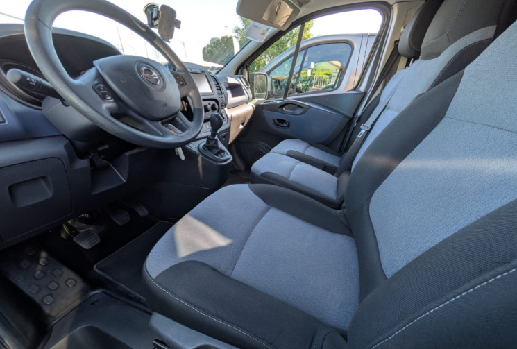 Opel VIVARO VAN AMENAGE L2H1 2900 1.6 CDTI PACK CLIM  125 / MOTEUR A CHAINE / GARANTIE 12 MOIS 