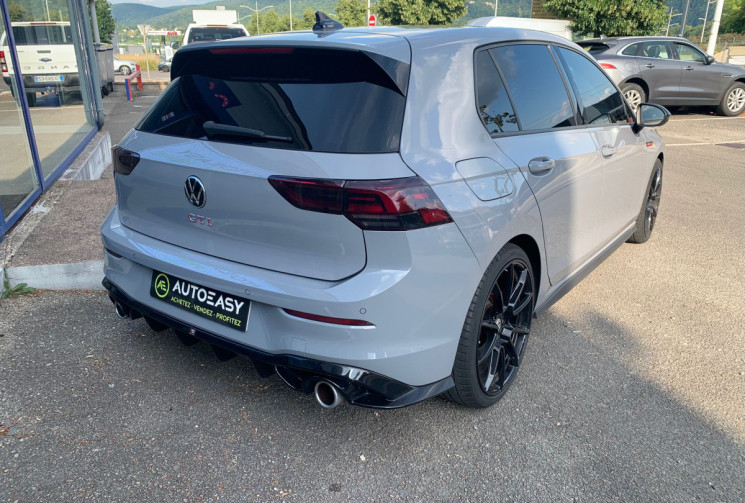 Volkswagen Golf GTI  2.0 16V 245