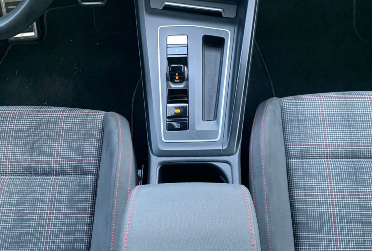 Volkswagen Golf GTI  2.0 16V 245
