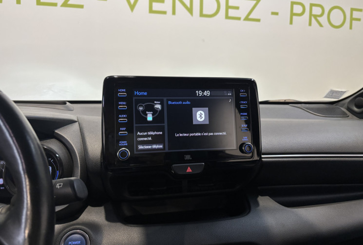 Toyota Yaris 116h Dynamic Business 5p