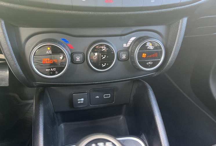 FIAT TIPO 1.4 T-jet 120 cv LOUNGE 1ère Main / CARPLAY