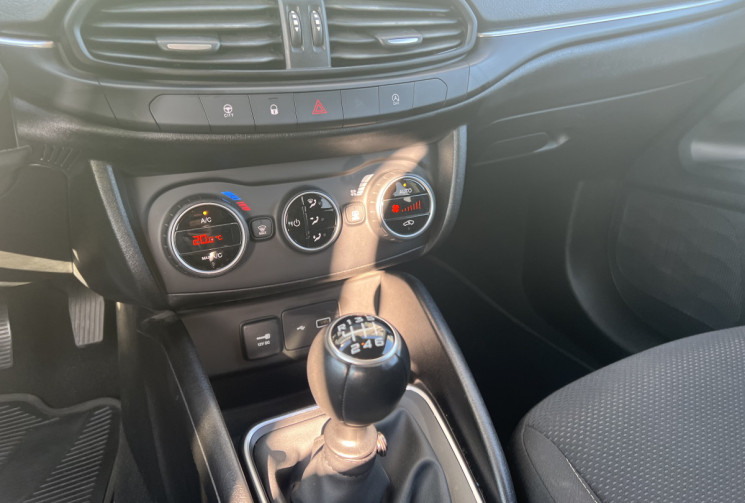 FIAT TIPO 1.4 T-jet 120 cv LOUNGE 1ère Main / CARPLAY