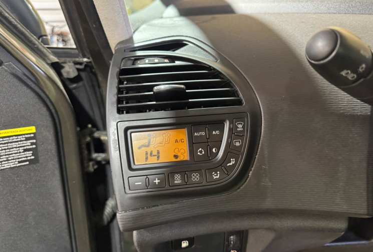 Citroën C4 PICASSO GARANTIE 1 AN 1.6 HDi FAP 112 cv