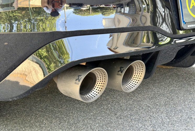 Volkswagen Golf 2.0 TSI 320 R 4MOTION DSG7 * FULL ENTRETIEN VW * AKRAPOVIC * 
