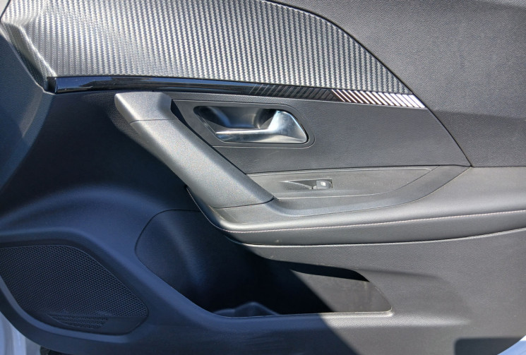Peugeot 2008 Phase 2 1.2 Hybrid e-DSC6 136 CV ALLURE 