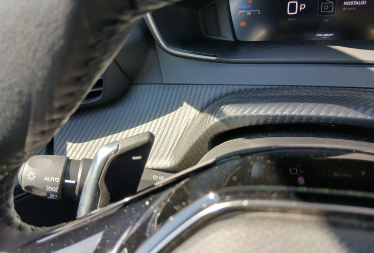 Peugeot 2008 Phase 2 1.2 Hybrid e-DSC6 ALLURE