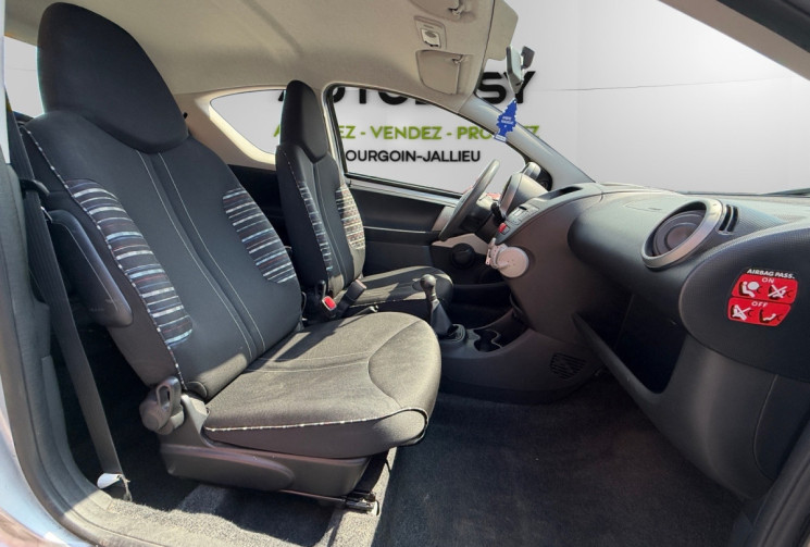 Citroën C1 1.0 / 68 CH / CONFORT /  CLIM 