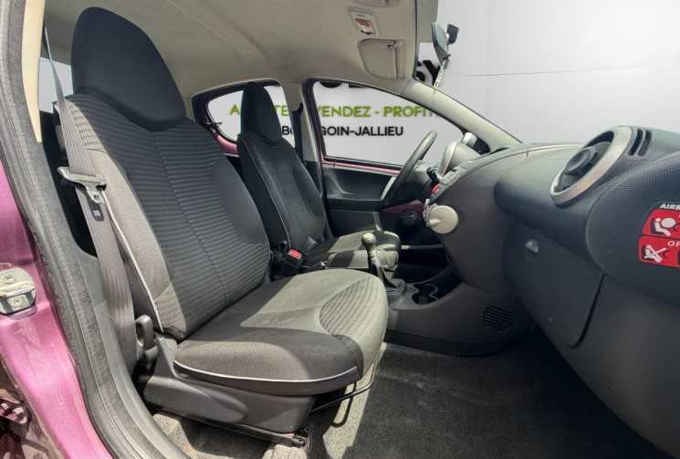 Peugeot 107 1.0 / 68 CH / ENVY / CLIM
