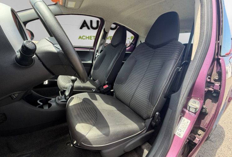 Peugeot 107 1.0 / 68 CH / ENVY / CLIM