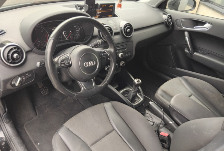 Audi A1 1.6 TDI 90 ch Ambition Luxe  - Suivi complet AUDI - FR