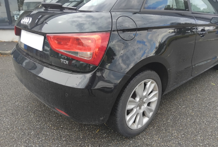 Audi A1 1.6 TDI 90 ch Ambition Luxe  - Suivi complet AUDI - FR
