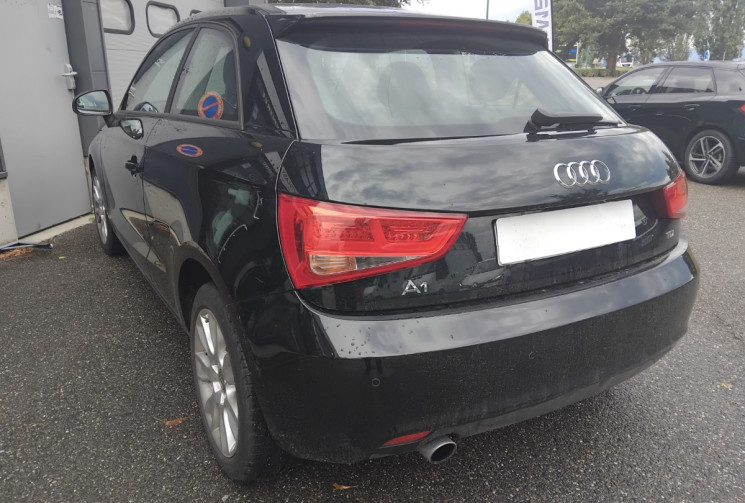 Audi A1 1.6 TDI 90 ch Ambition Luxe  - Suivi complet AUDI - FR