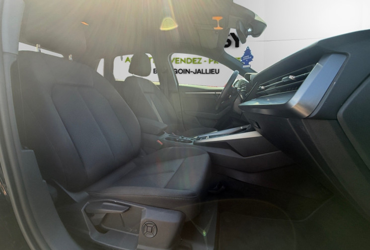 Audi A3 SPORTBACK 35 TFSI / MILD HYBRID / 150 CH / BUSINESS LINE  / VIRTUAL COCKPIT