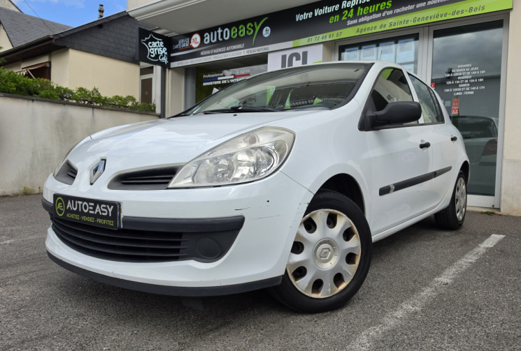 Renault Clio 1.5 dCi 70 ch Authentique 5p Distribution ok  Dossier d'entretien