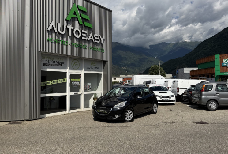 Peugeot 208 1.6 HDI 92 Allure 5 Portes