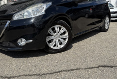 Peugeot 208 1.6 HDI 92 Allure 5 Portes