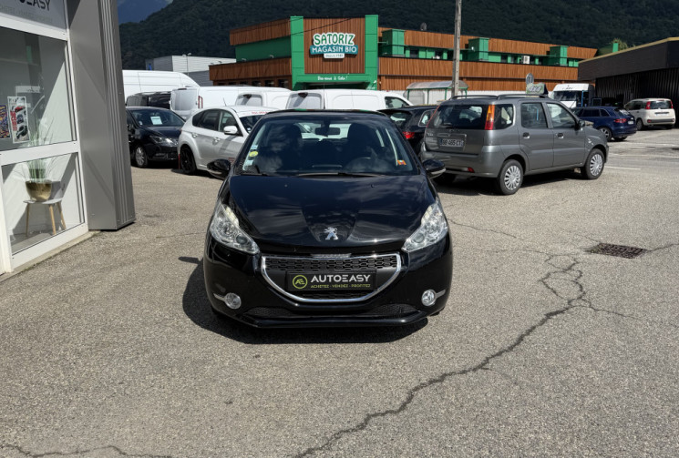 Peugeot 208 1.6 HDI 92 Allure 5 Portes
