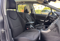 Peugeot 308 T7 SW 1.6 HDi 112 cv BVM6 / 7 PLACES