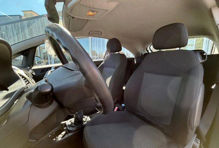 Opel Corsa  1.2 80CV / COSMO / CHAINE DE DISTRIBUTION / ENTRETIEN A JOUR / GARANTIE 12 MOIS 