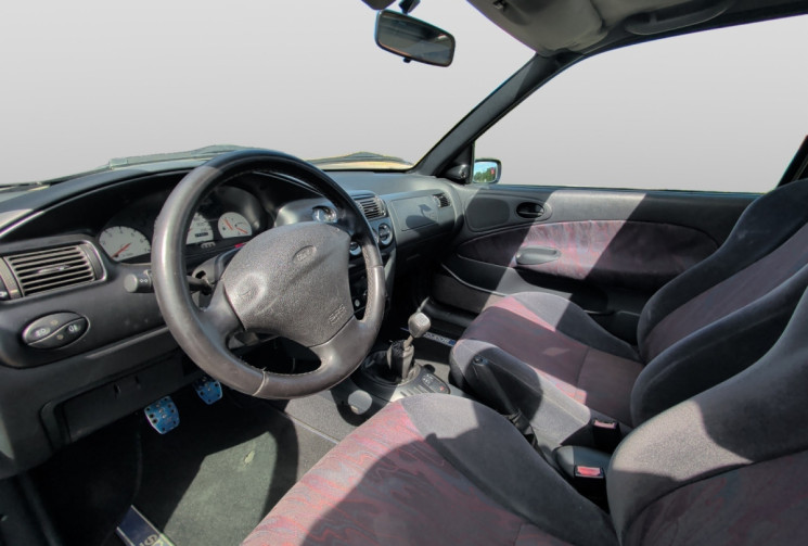 Ford ESCORT RS 2000 2.0 150 CV / toit ouvrant / echange possible 