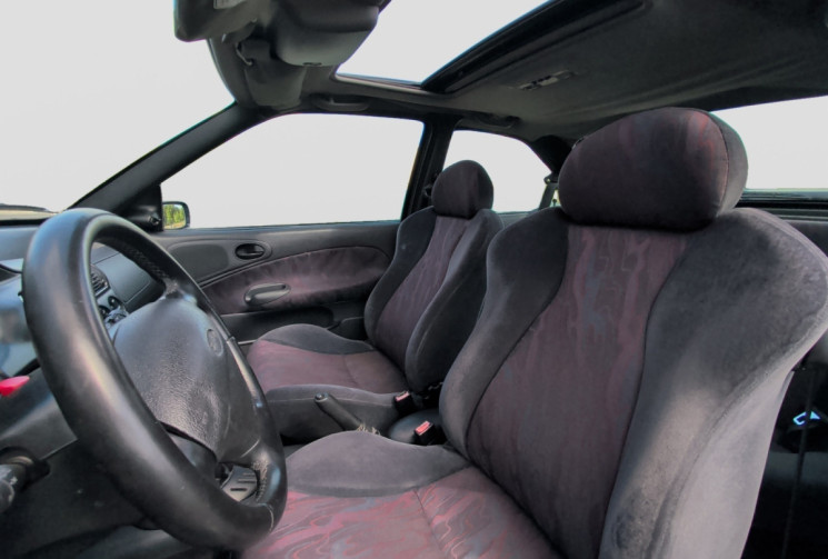 Ford ESCORT RS 2000 2.0 150 CV / toit ouvrant / echange possible 