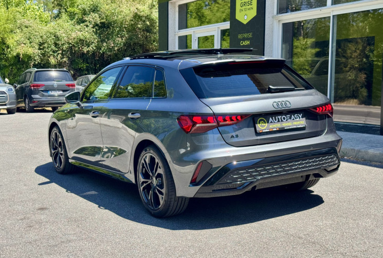 Audi A3 SPORTBACK S-Line 35 TFSi 150 S-Tronic / NEUVE / Toit ouvrant / Sonos / 360° / Garantie 12/27