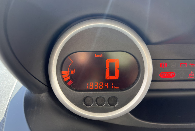 Renault Twingo II 1.2 i 60 cv