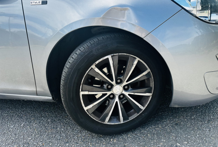 Peugeot 308 1.6 HDI 120 Style VENTE A MARCHAND UNIQUEMENT